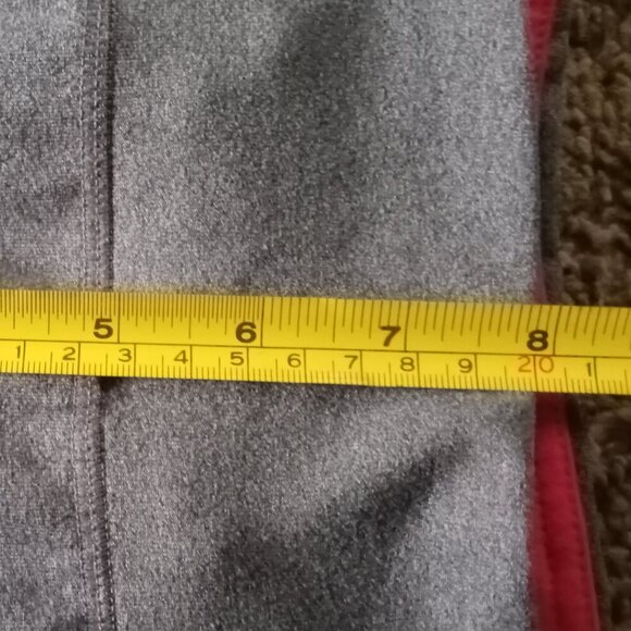 4 PIECE BUNDLE OF WOMENS CLOTHING SIZE MEDIUM. LIKE NEW! EXCELLENT CONDITION! - Picture 15 of 15